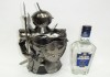 Подставка для бутылки Лихой рыцарь выполнена в виде рыцарских доспехов