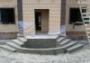 Фото Металлическое крыльцо в Тюмени / Монолитное бетонное крыльцо в Тюмени / Деревянное крыльцо в Тюмени