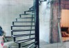 Фото Антресольный этаж с поворотной лестницей