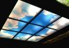 Фото Подвесной потолок с витражом-чистое небо над головой