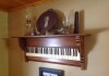 Фото Полка резная деревянная Пианино