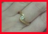 Фото Золотое кольцо с бриллиантом