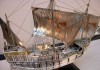 Фото Скульптурный корабль из металла.
