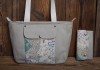 Фото Стильный и лаконичный набор из сумки и кошелька ручной работы с принтом в виде карты.